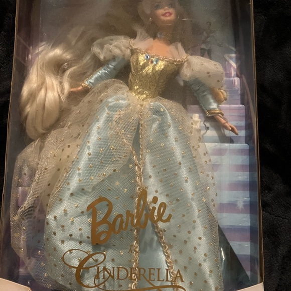 Barbies - Picture 15 of 16